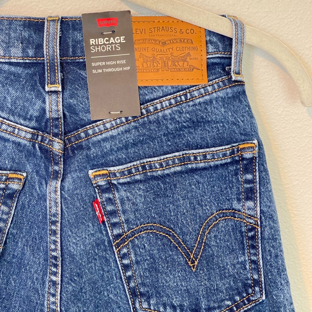 Levi Jean Shorts